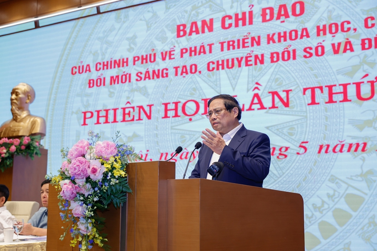 Đẩy mạnh thể chế số, hạ tầng số, nhân lực số