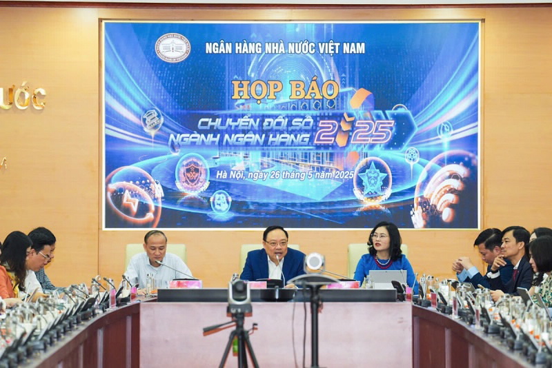 Nhiều tổ chức tín dụng tại Việt Nam có tỷ lệ trên 90% giao dịch thực hiện trên kênh số