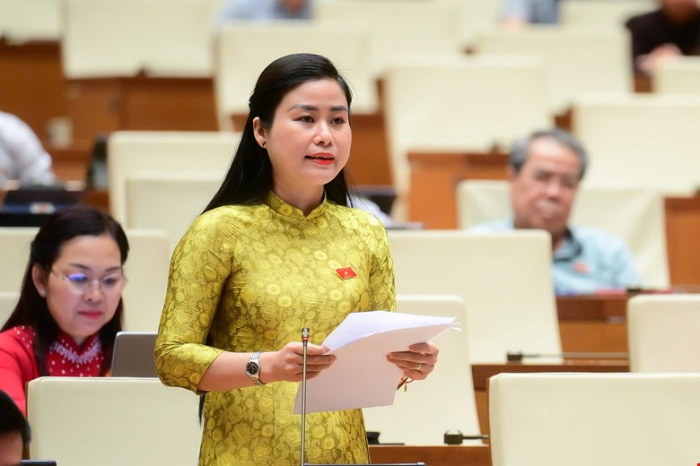 Nếu buông lỏng, mạng xã hội, thương mại điện tử, AI sẽ thành 