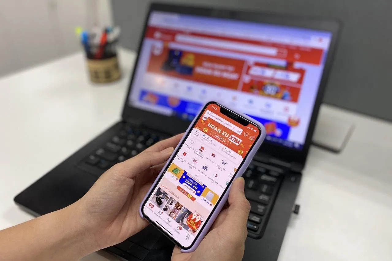 Bộ Công Thương: Sẽ theo dõi việc Shopee, TikTok Shop tăng phí với người bán
