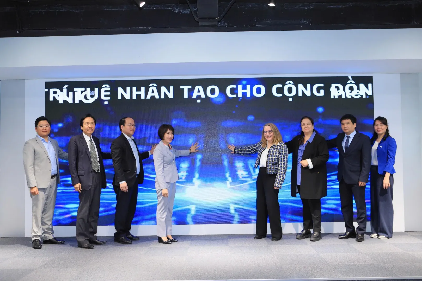 Công bố Chương trình Trí tuệ nhân tạo cho cộng đồng