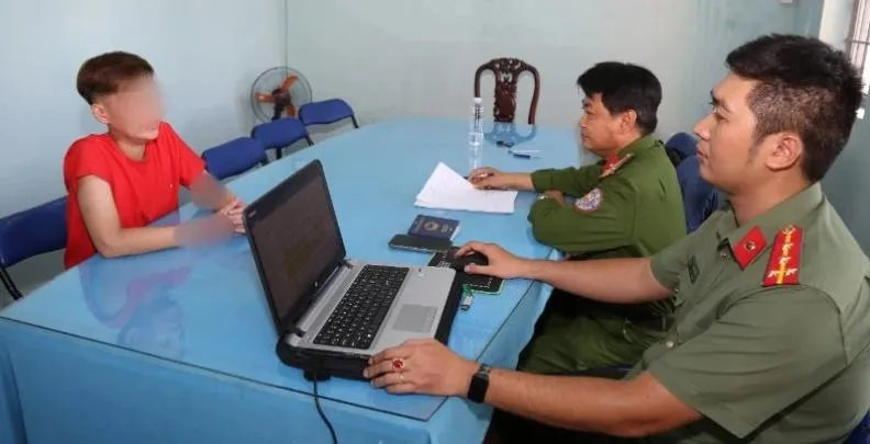 Dùng 12 tài khoản ngân hàng lừa đảo hơn 130 tỷ đồng chỉ trong vài tháng